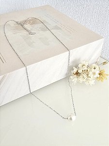 Colar com pingente pérola 8mm prata 925 com banho de ródio