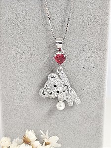 Colar ursinho cravejado coração e pérola prata 925 com ródio