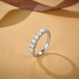 Anel meia aliança 7 pedras Moissanite 3mm prata 925 com ródio