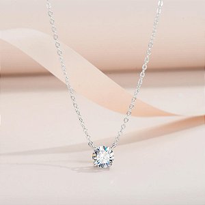 Colar Ponto de Luz Moissanite 8mm/2.0ct prata 925 com ródio