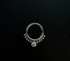 P0653 SEGMENTO TITANIO PEDRA COM ZIRCONIA ESFERAS EM 8MM