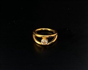 P0593 SEGMENTO TITANIO DUPLO PEDRA SOLITARIA PVD GOLD
