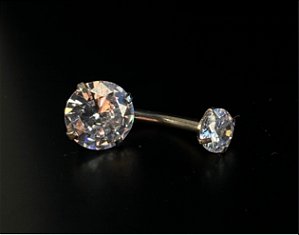 P0461 BANANA UMBIGO AÇO PEDRA ZIRCONIA REDONDA 5X 8MM