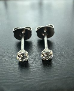 P0774 BRINCO TITÂNIO 11MM 0.8 PEDRA 8MM