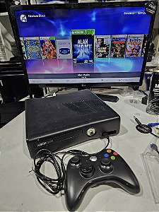 XBOX 360 TUNADO 2 CONTROLES com fio E CABOS HD500GB COM 99 JOGOS