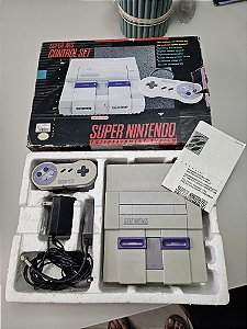 Super Nintendo na caixa 1 controle e cabos