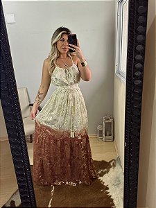 vestido indiano dourado