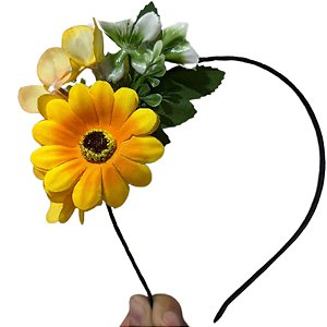 Tiara de Cetim com Flores Girassol - Para Festas