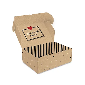 Kit Caixa Retangular Realce É de Coração M 25x17x8,5cm - 10 Un