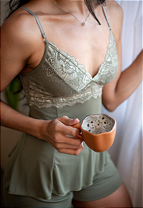 Short Doll em Liganete com Renda Vivíssima Verde