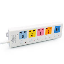 Extensão Régua Colorida Elétrica 4 Tomadas Universais e 2 Usb LEY36