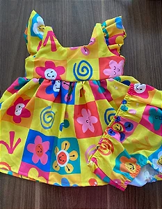 Vestidinho de 6 a 9 meses