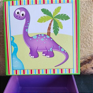 Caixa MDF roxa decorada com decoupage dinossauro