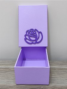 Caixa MDF lilás retangular com aplique MDF rosa roxa