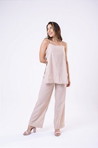 Calça em linho com lurex.