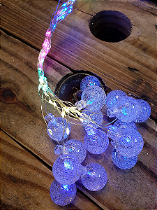 Cascata com 300 LEDs Colorido fio de Fada 5 metros uso externo IP44 bivolt.