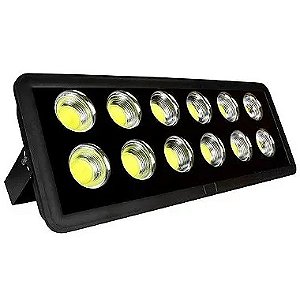 Refletor holofote LED Ultra COB preto 600w 3000K branco quente IP66.