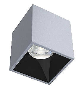 Spot de Sobrepor LED Kona Quadrado Recuado 29º 2700K 13,7W Bivolt 10x8,5x8,5cm Alumínio Corpo Prata Acetinado e Refletor Preto Acetinado.