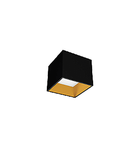 Spot de Sobrepor LED Dhari Quadrado Recuado 2700K 9,1W Bivolt 12,2x12,2x11cm Corpo Preto Acetinado e Refletor Dourado Acetinado.