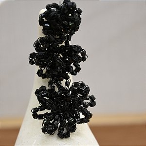 Brinco Pêndulo Preto