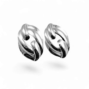 Brinco Oval Vazado