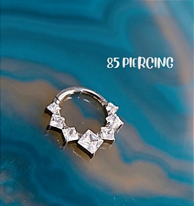 SEGMENTO FRONTAL ZIRCÔNIAS CRAVEJADAS SQUARE TITÂNIO