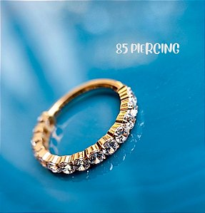 SEGMENTO BIG ZIRCÔNIAS CRAVEJADAS TITÂNIO GOLD PVD