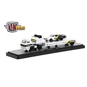 M2 Machines 1970 Dodge L600 COE & 1970 Dodge Super Bee 383