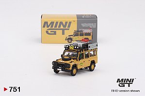 Mini GT Land Rover Defender 110 1989 Camel Trophy Amazon Team Japan #751