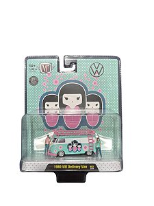 M2 Machines 1960 VW Delivery Van Diorama