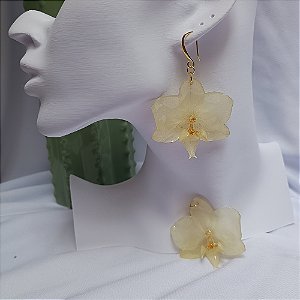 Brinco Longo Clara - Orquídea Natural Eternizada em Resina