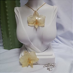 Colar Clara - Orquídea Natural Preservada em Resina