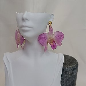 Brinco Curto Flora - Orquídea Natural Preservada em Resina