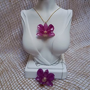 Colar Tita - Orquídea Natural Preservada em Resina