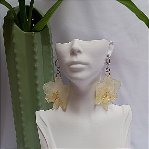 Brinco Clara - Orquídea Natural Preservada em Resina