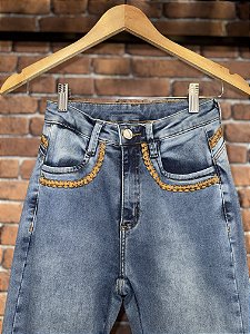 Calça Bordada Flare - Minuty