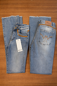 Calça Bordada Flare - Minuty