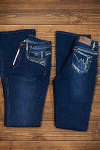 Calça Bordada Flare - Minuty