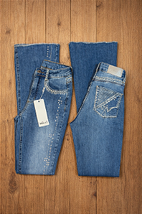 Calça Bordada Flare - Minuty