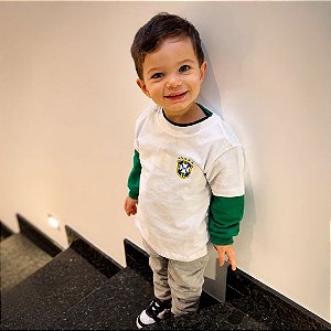 Camiseta Infantil com figurinha personalizada - até tam 16