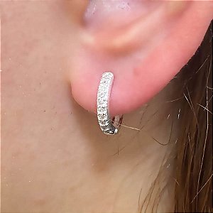 Argola Click Prata 925 com zircônias