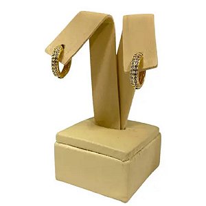 Argola banhada a ouro 18k cravejada com zircônias