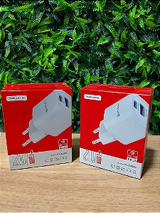 KIT CARREGADOR TURBO 1 TYPE-C 1 USB 20W TOMATE TT-2022C