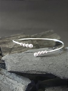 Bracelete Fio  Com  Bolinhas