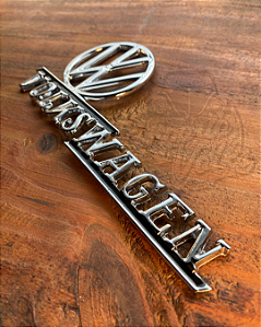 Emblema Volkswagen logo Belga Cromado Com Preto