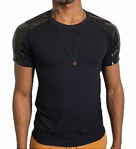 Camiseta Viscolycra Preta Detalhe Paetê