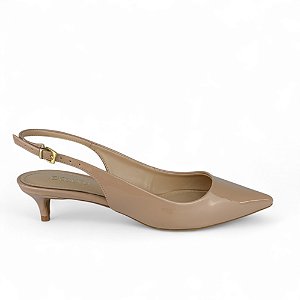 Scarpin Slingback bege Verniz Salto Baixo