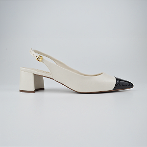 Scarpin Slingback Off White Verniz Salto Bloco Recorte Bico