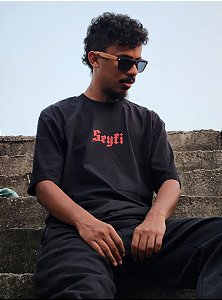 Camiseta Oversized Estampa LOGO 1 - Preto