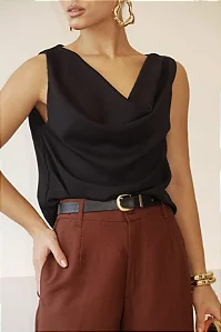 Blusa Katerina Preto